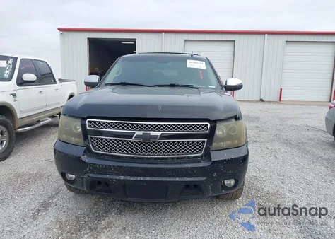 2011 Chevrolet Tahoe Ls из США, поврежденный, VIN 1GNSCAE03BR100789